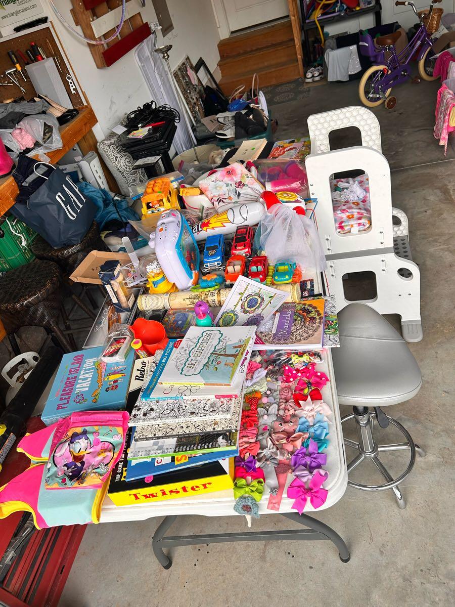 Multi family Yardsale