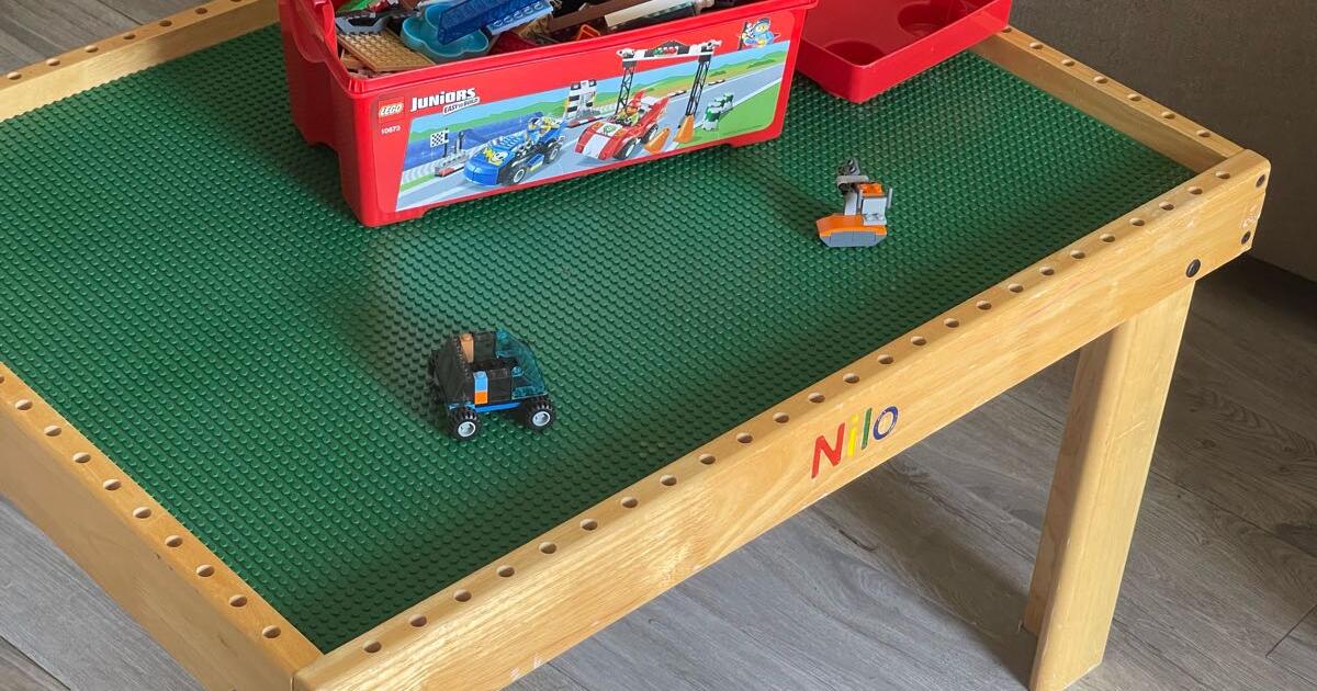 Nilo LEGO Table For 80 In Indian Trail NC For Sale Free