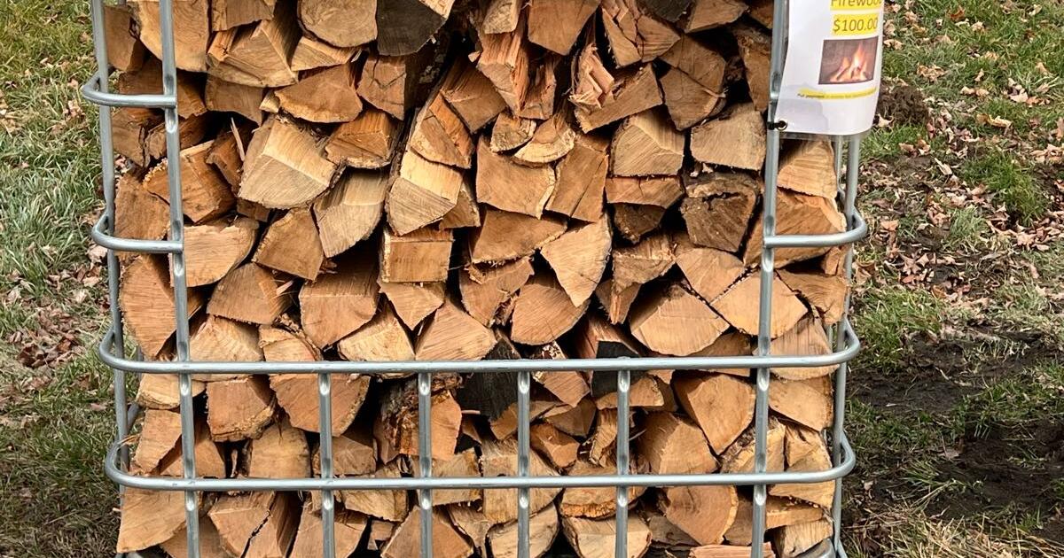 Totes of seasoned firewood for 100 in Wallkill, NY For Sale & Free