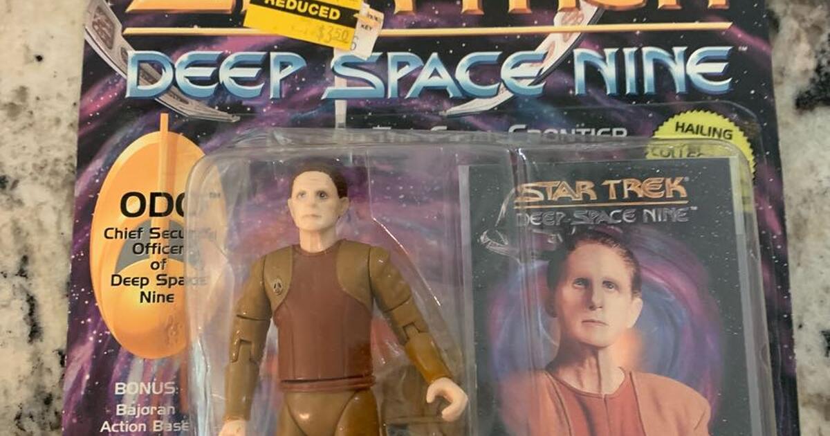 Star Trek Figurines for 10 in Sun City Center, FL For Sale & Free