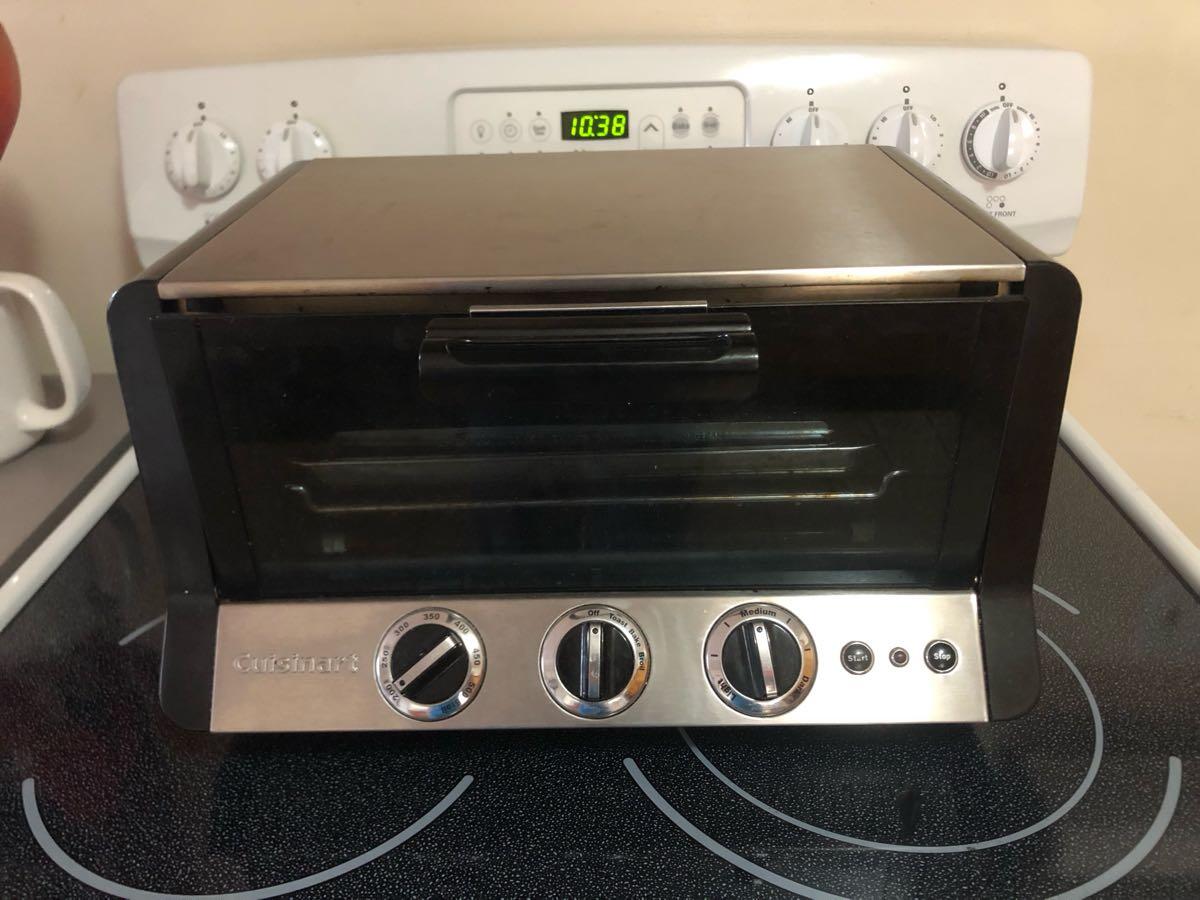 Free circa 1985 stove/oven, dishwasher and fridge for Free in