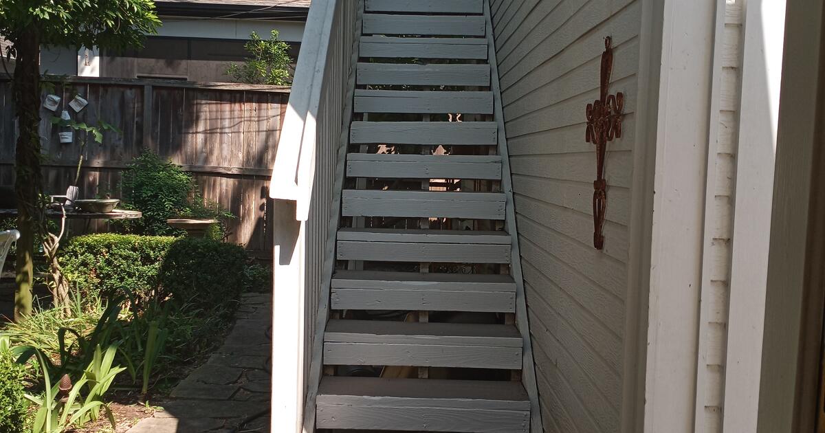 Furnished efficiency garage Department for 800 in Bellaire, TX Finds