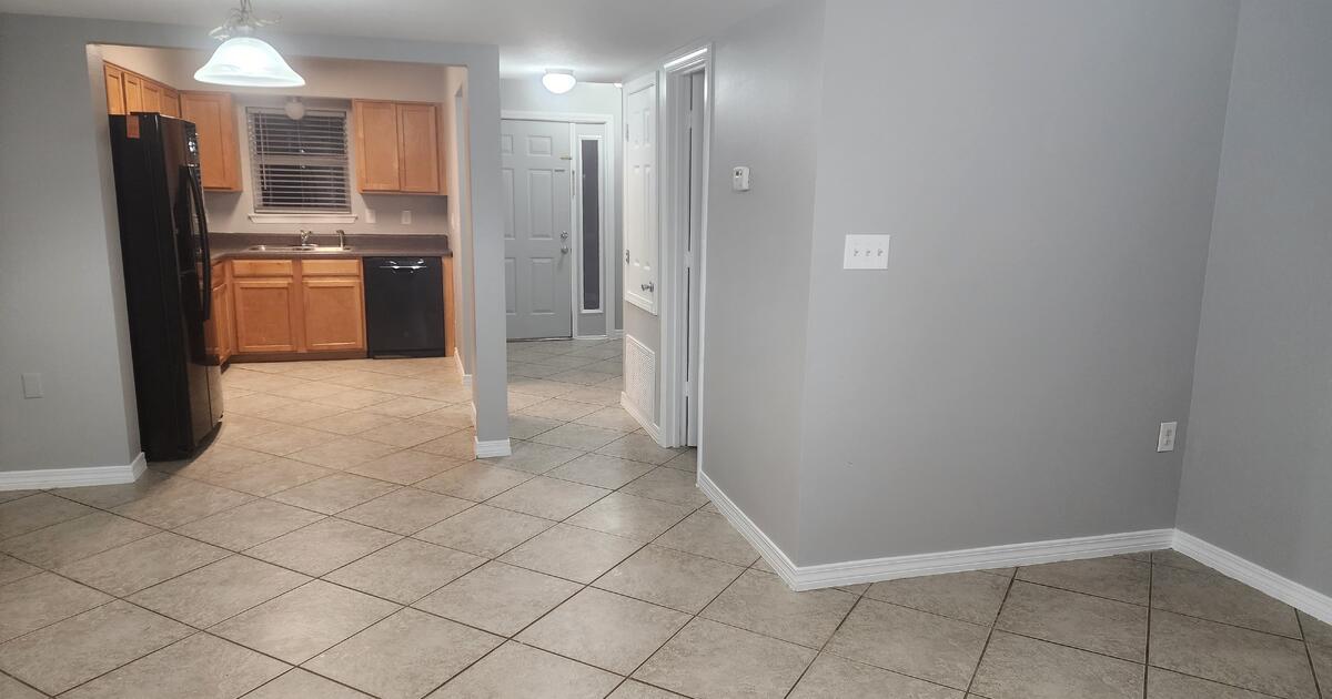 RENT 2Bed 1.5 Bath condo for 1050 in Gautier, MS For Sale & Free — Nextdoor