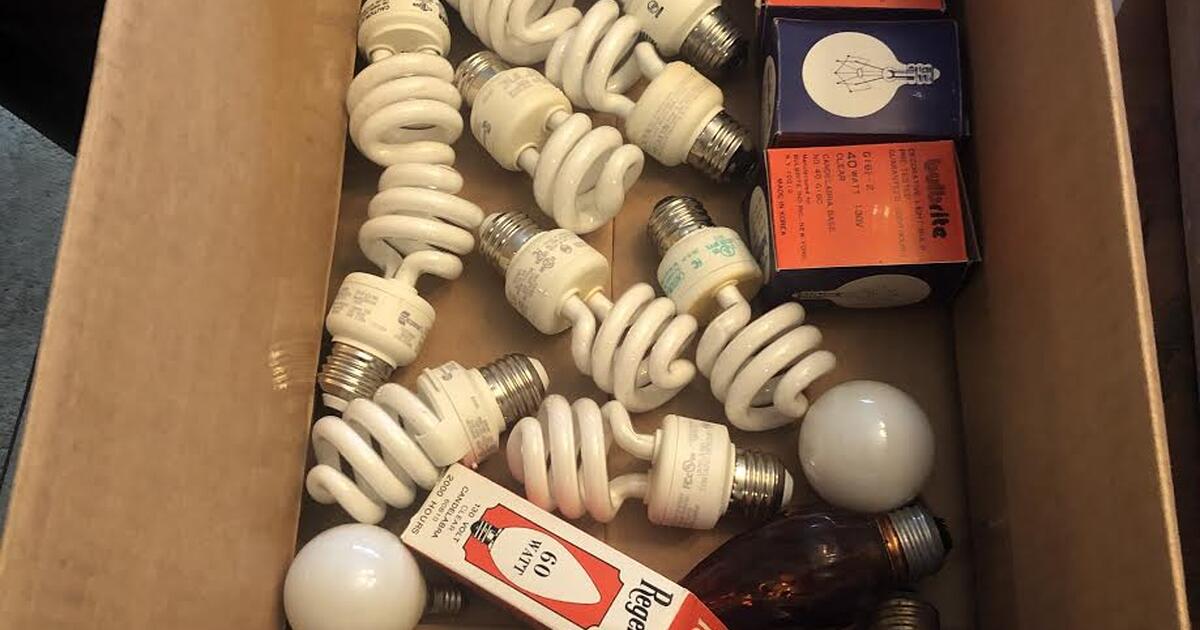Light Bulbs for Free in Milwaukee, WI Finds — Nextdoor