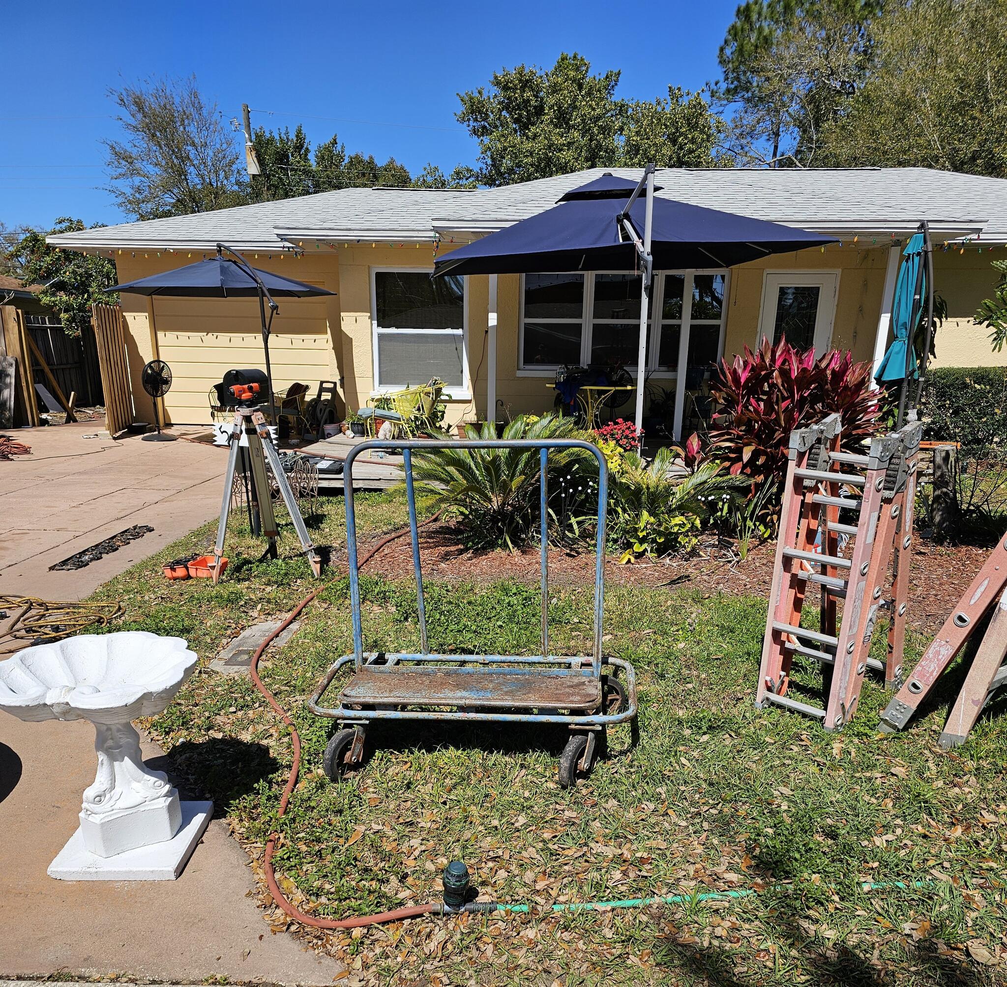 SALE, SALE, SALE MARCH 2...800 200 in St. Petersburg, FL For