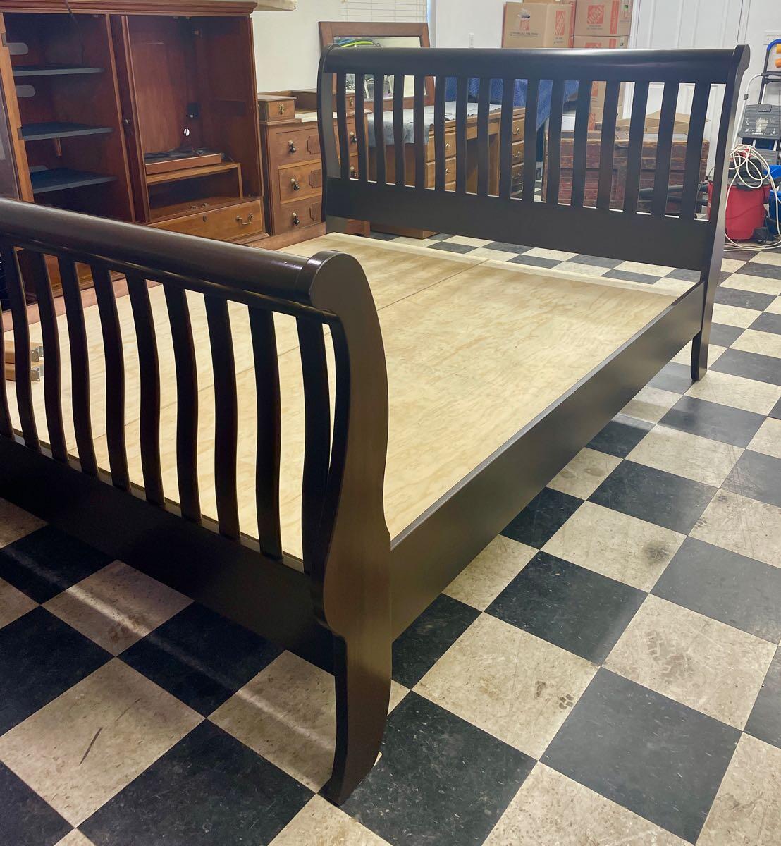 Garage Yard Sale TODAY 800am, 25 and 27 OAKMONT CIRCLE,