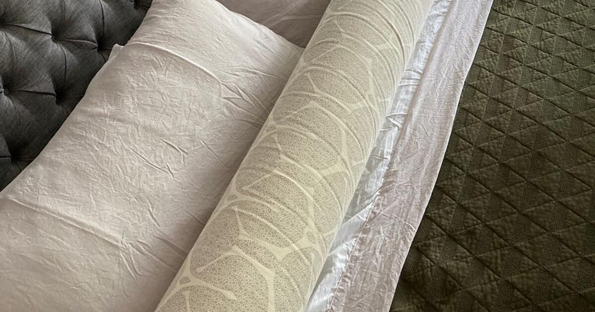 King Size Custom Bolster Pillow for 50 in Heath, TX Finds — Nextdoor