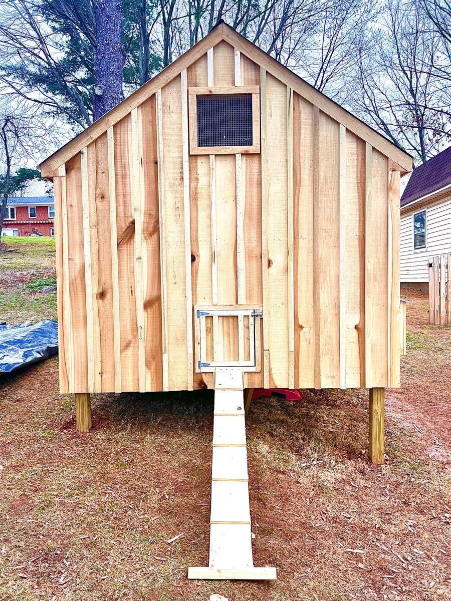 Solid 3/4 inch poplar chicken coops for 800 in Germantown, MD For