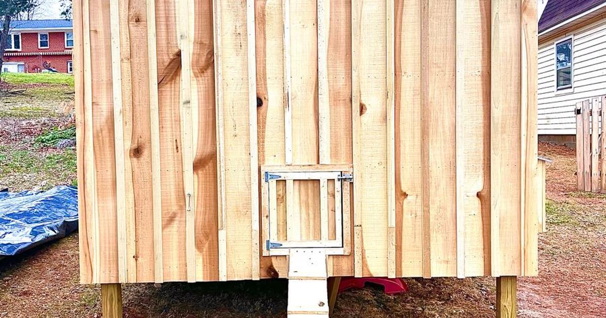 Solid 3/4 inch poplar chicken coops for 800 in Germantown, MD For