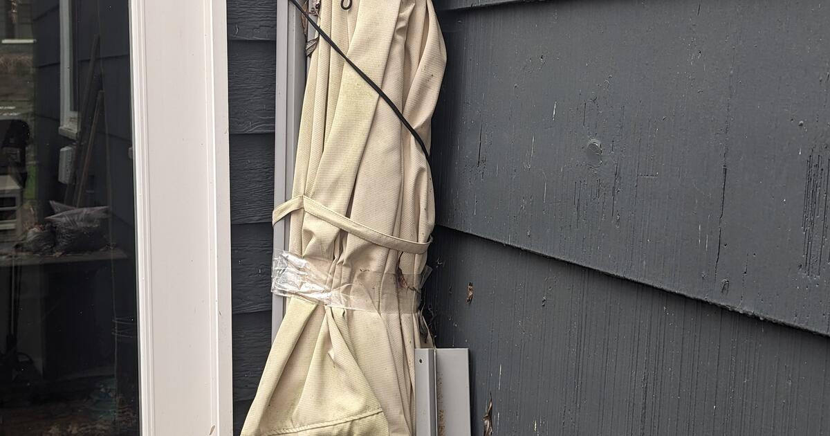 Ikea Canopy Umbrella, 10 for 10 in Eau Claire, WI For Sale & Free