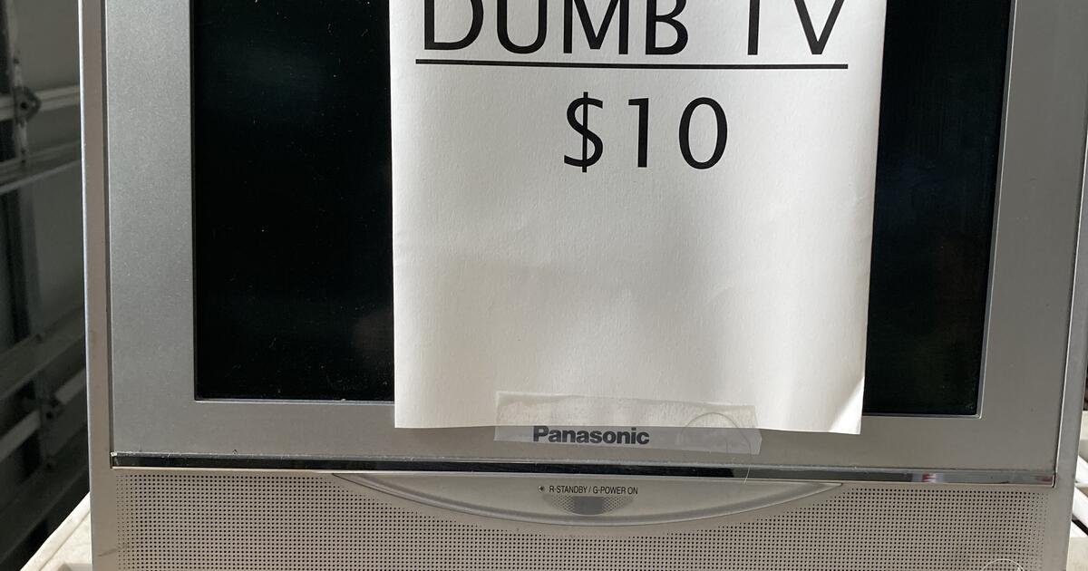 DUMB TV for 10 in Cary, NC For Sale & Free — Nextdoor