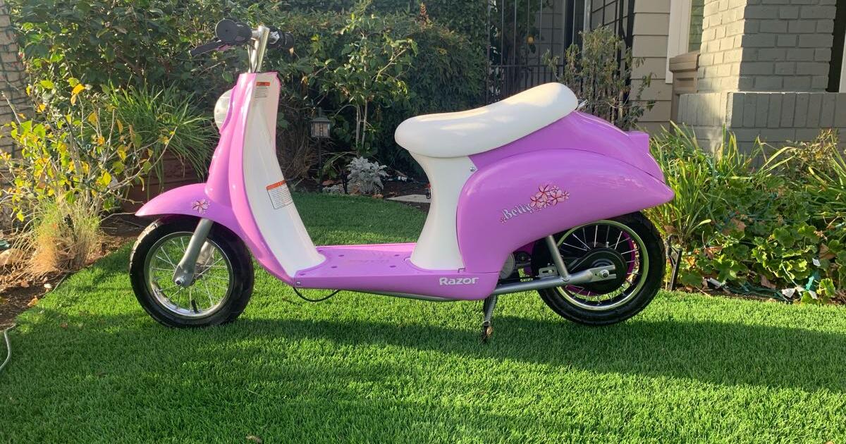 Razor Pocket Mod Betty Electric Scooter for $200 in Oak Park, CA | For ...