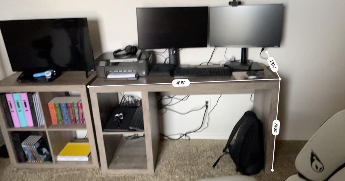 Desk for 20 in Albuquerque, NM For Sale & Free — Nextdoor