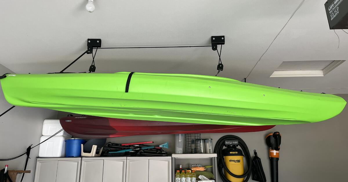 Recreational sitin kayak for 150 in Rockford, IL For Sale & Free — Nextdoor