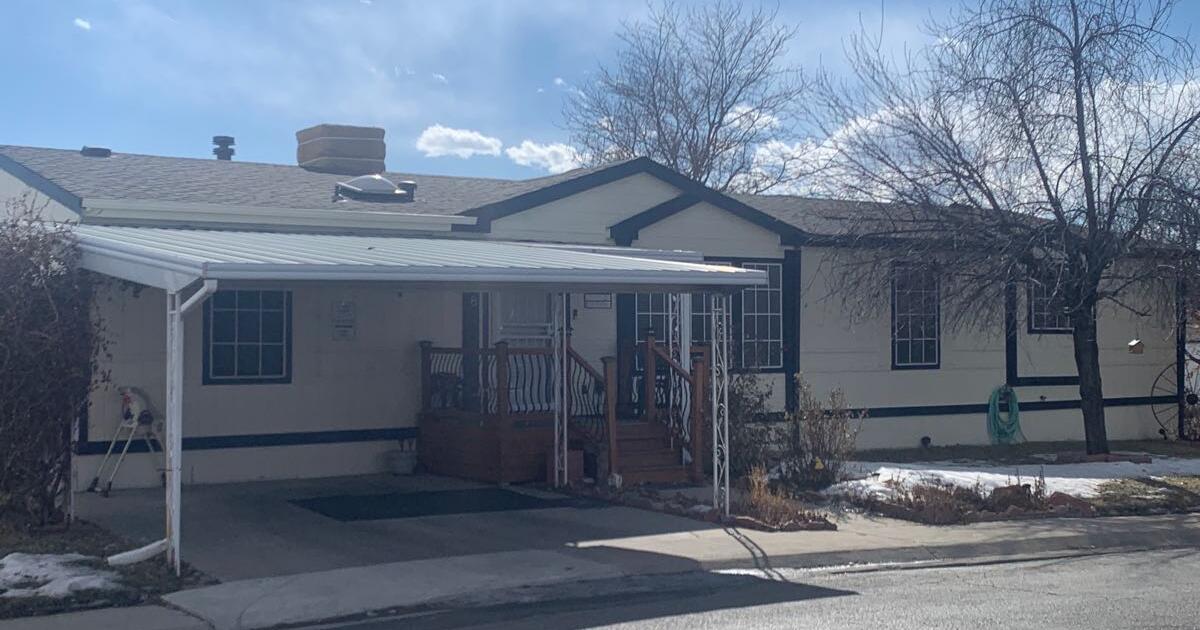 Moving sale. Alta Ridge community 1201 w Thorton parkway 408 for 1