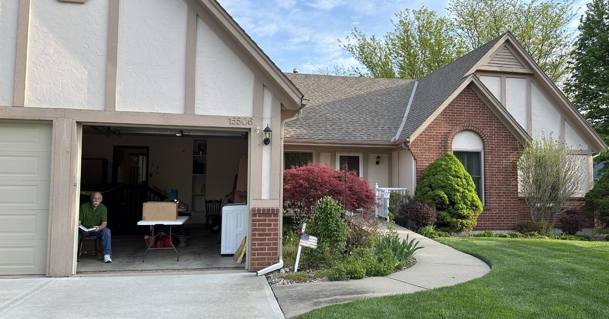 Estate Sale 15506 W. 139th St. Olathe KS 66062 Fri Sat 8am to 5pm in Olathe, KS For Sale