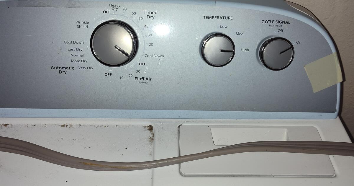 MUST SELL!!!! 2 YR old Whirpool Washer and dryer set Gentle Used for