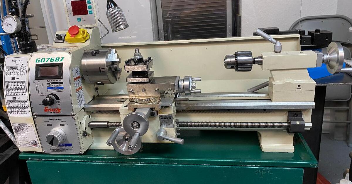 Giizzly G0768 Lathe with stand for 1600 in Little Elm, TX For Sale