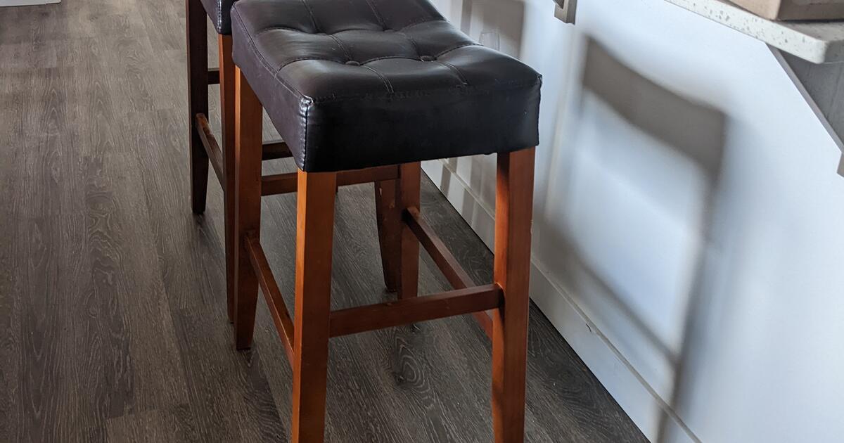 Wood Bar Stools See Photos for 20 in Las Vegas, NV For Sale & Free