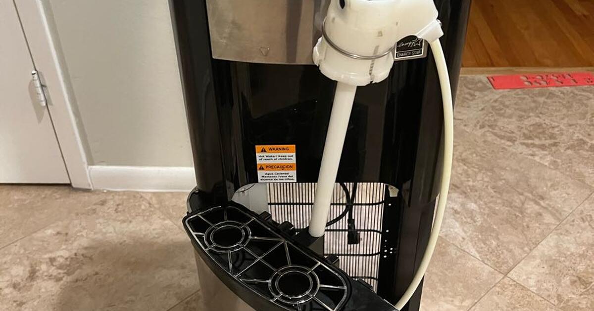 Water dispenser for Free in Houston, TX For Sale & Free — Nextdoor
