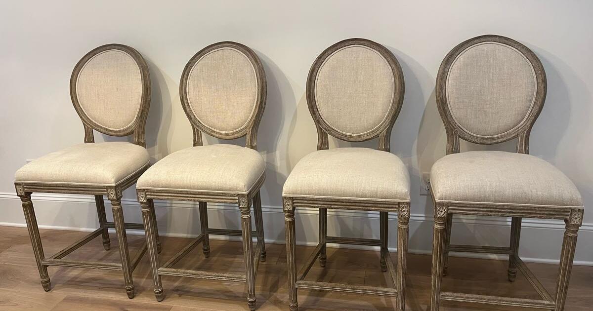 Restoration Hardware Counter Height Bar Stools for 75 in Davidson, NC