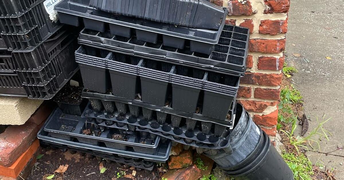 Free misc pots for Free in Baltimore, MD For Sale & Free — Nextdoor