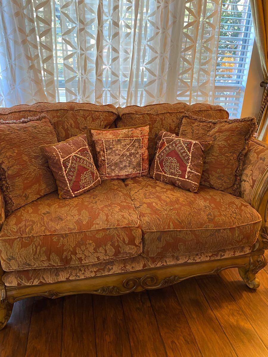 Furniture set for 600 in Plano, TX For Sale & Free — Nextdoor