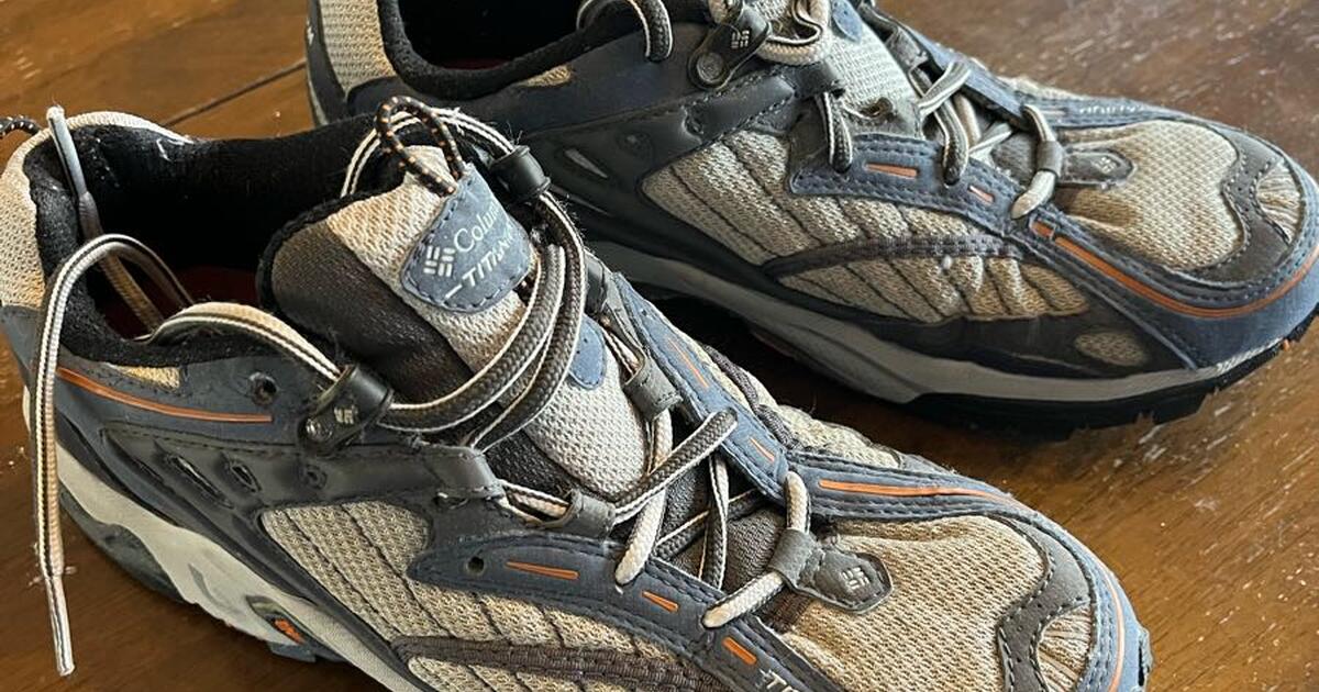columbia titanium hiking shoes