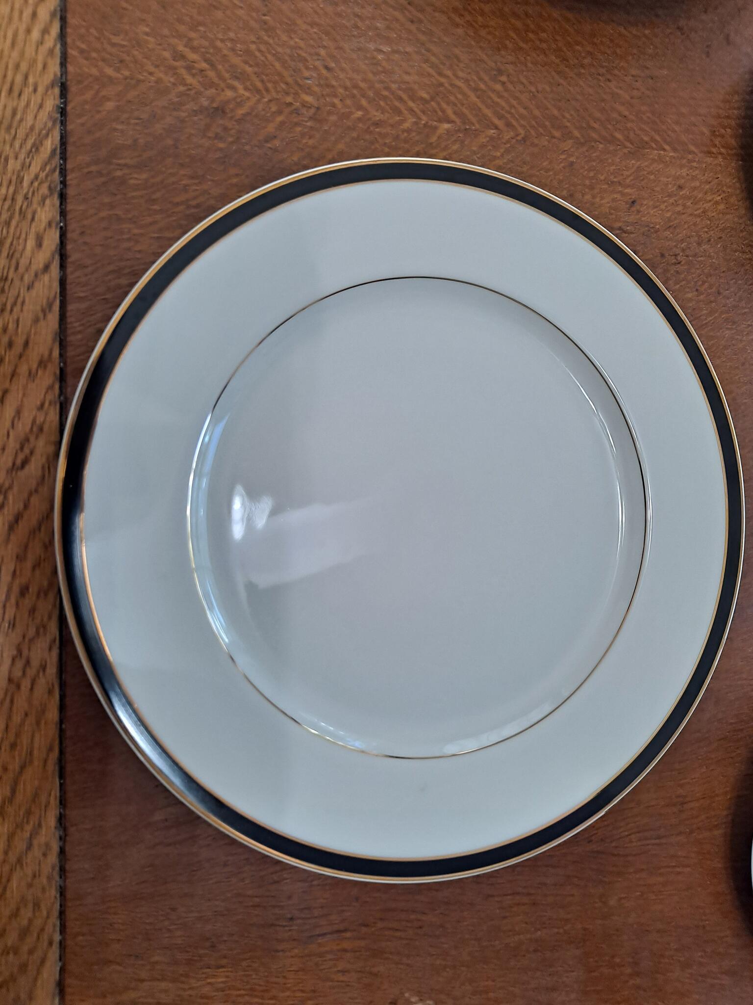 Mikasa Classic Modern Dinnerware. in Sedona, AZ | For Sale & Free ...