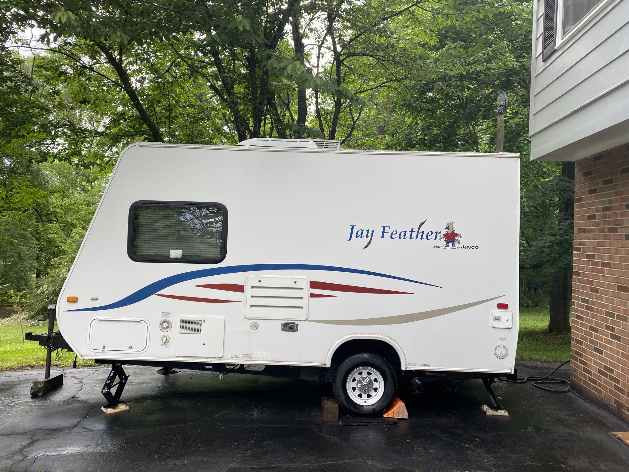 2008 Jayco 17C Ex-port lightweight hybrid camper for $4000 in Crozet ...