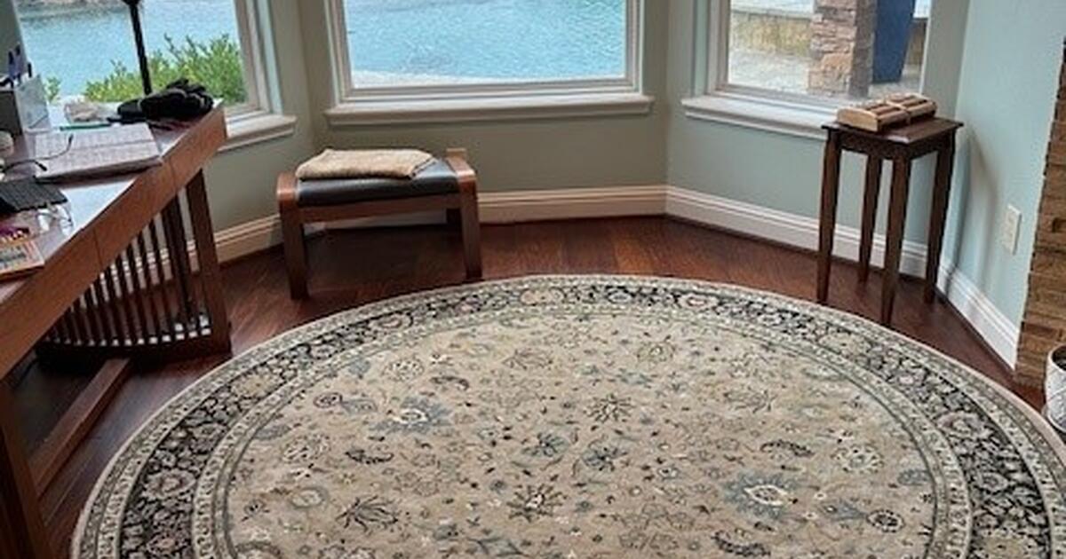 8' Rug For Sale for 325 in Montgomery, TX For Sale & Free — Nextdoor