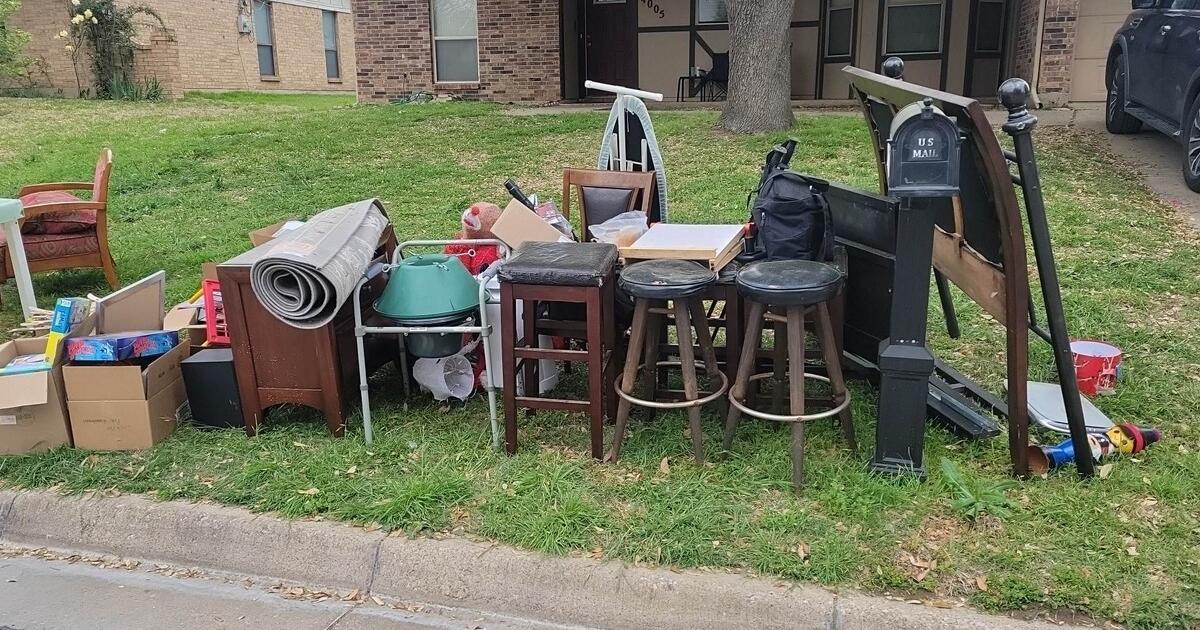 Free Garage Sale Leftovers for Free in Arlington, TX Finds — Nextdoor