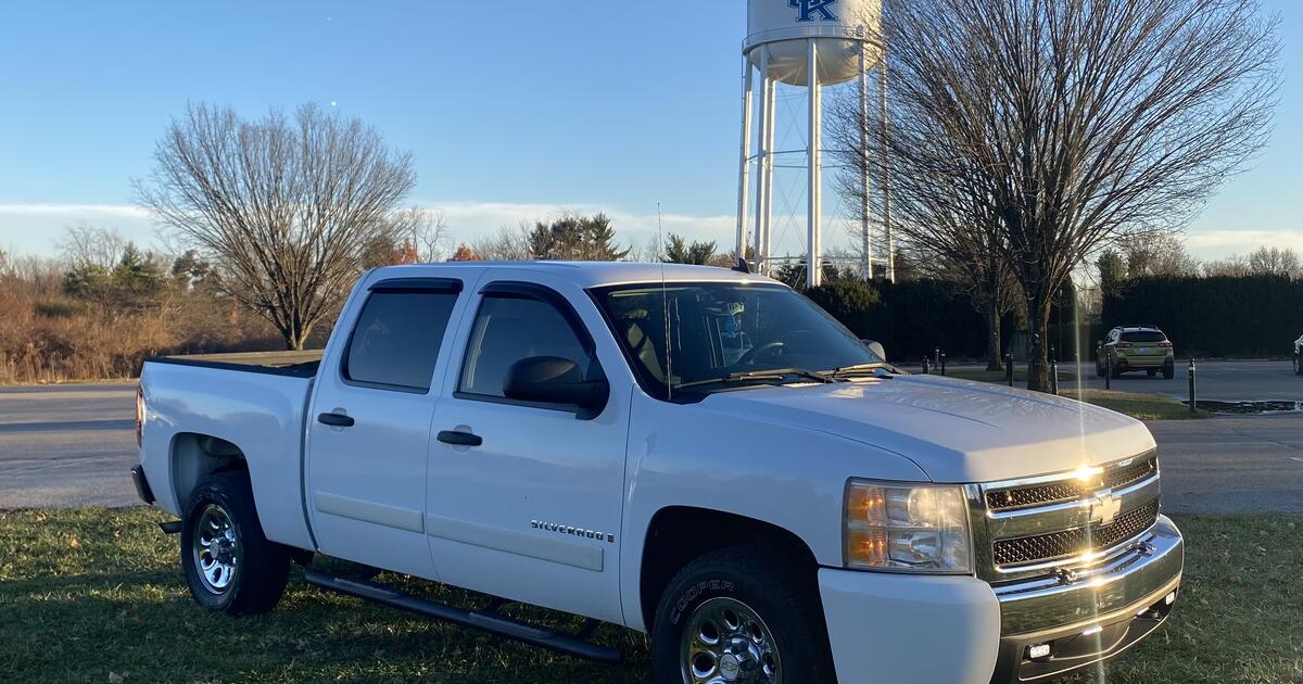 2007 Chevy Silverado Crew Cab 2WD for $12900 in Lexington, KY | For ...