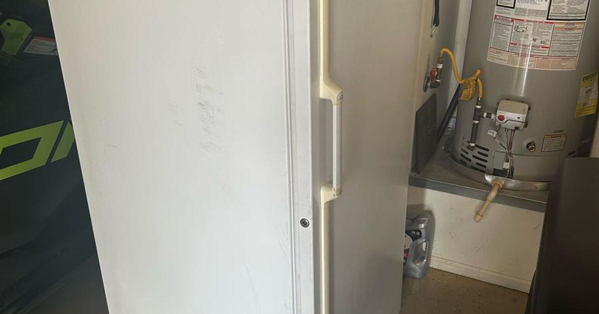 Upright Freezer for Free in Tucson, AZ For Sale & Free — Nextdoor