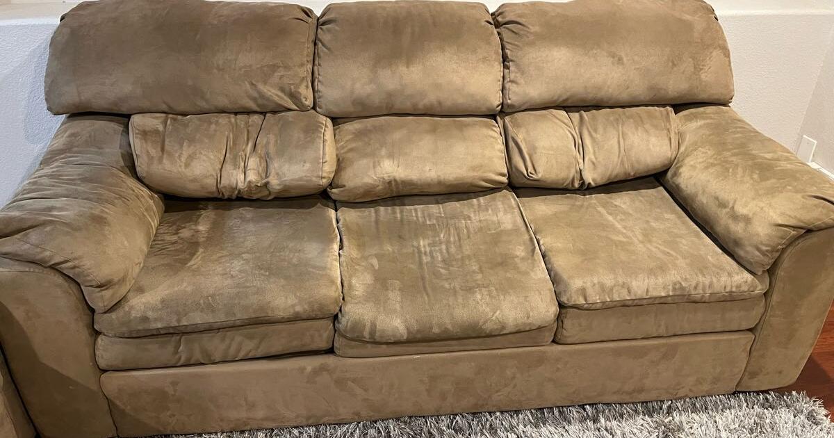 Microfiber Couches For 125 In Centennial CO Finds Nextdoor   F4a1927795cda03521120399b92e1e36 .crop1200x630 