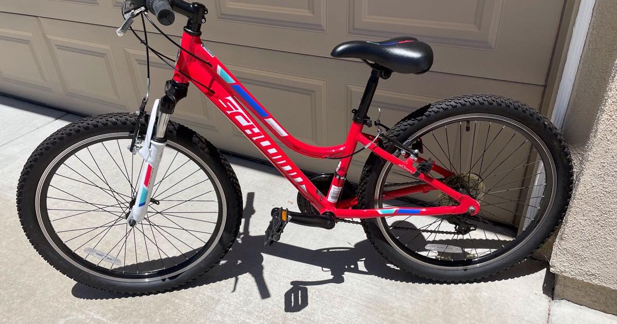 schwinn signature cimarron 24