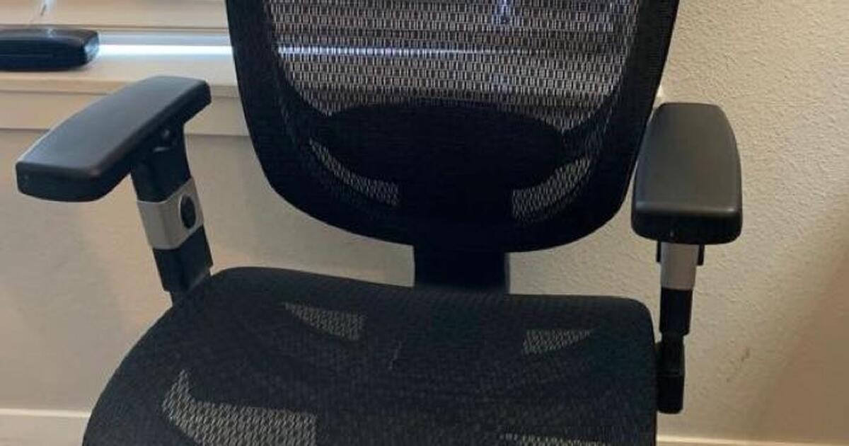 Staples Hyken Ergonomic Mesh Chair for 150 in Plymouth, MN For Sale & Free — Nextdoor