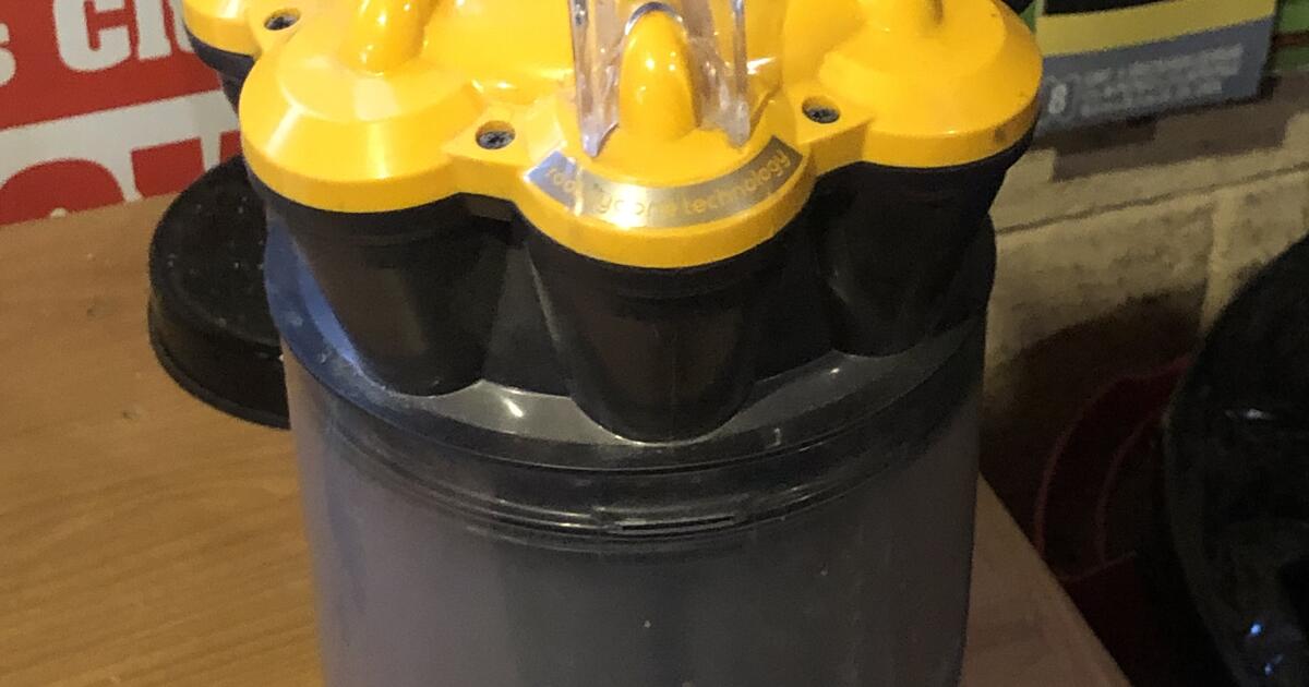 DC 33 Dyson Canister for 15 in Pittsburgh, PA For Sale & Free — Nextdoor