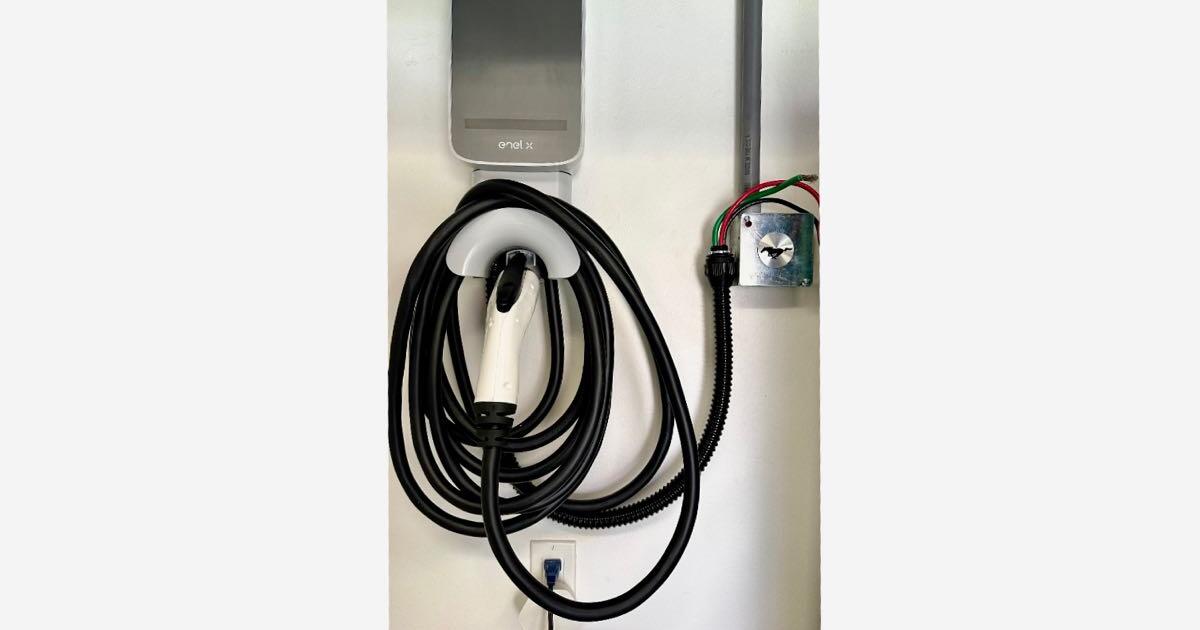 JuiceBox 40 Hardwired Home EV Charging Station for 300 in Vero Beach