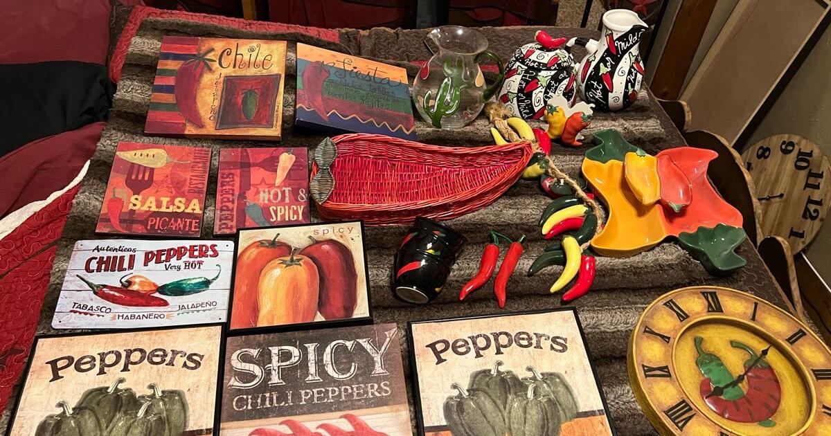 Chili pepper decor for 40 in Fort Worth, TX Finds — Nextdoor