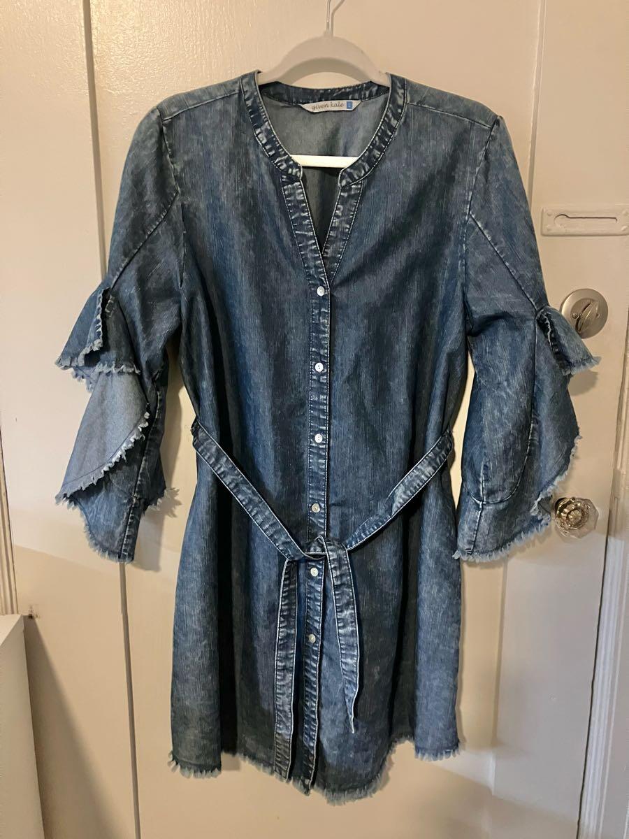Given Kale Denim Dress, Size L For $6 In Los Angeles, CA | For Sale & Free   Nextdoor
