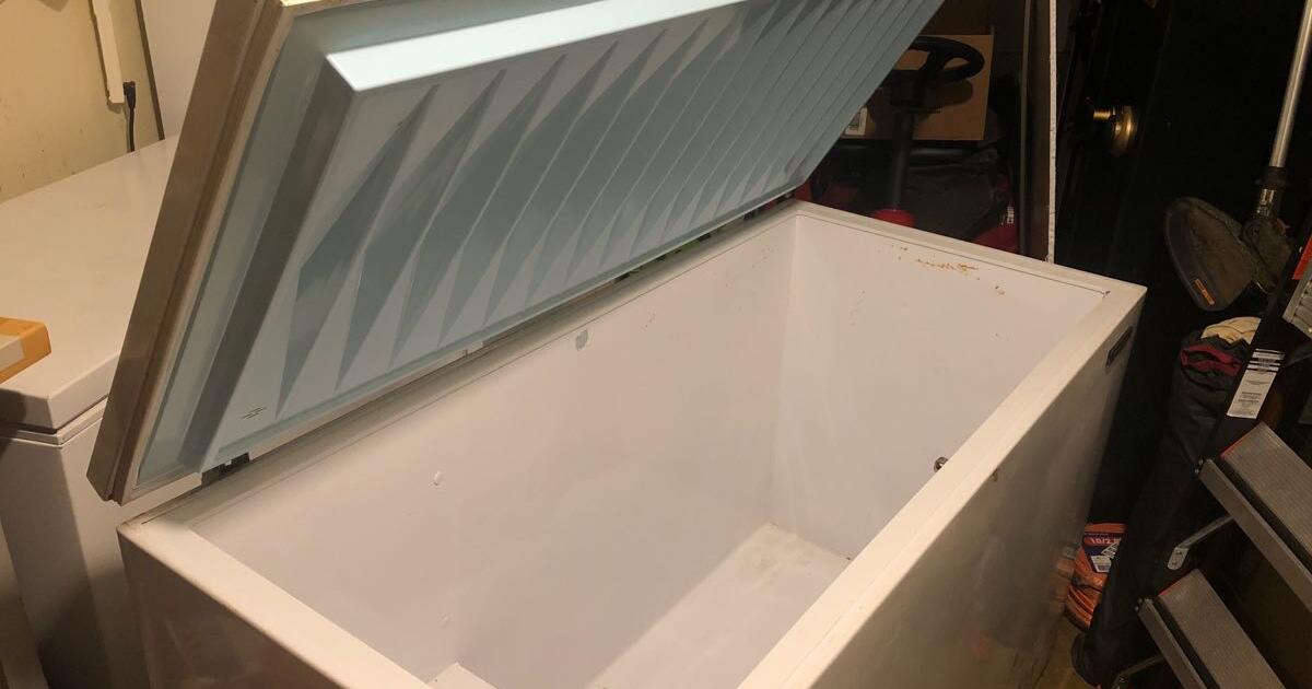 Chest freezer for Free in Knoxville, TN For Sale & Free — Nextdoor
