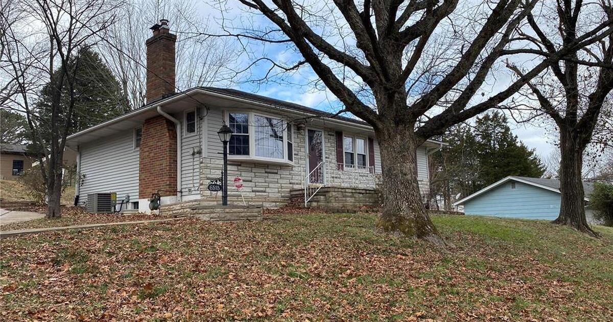 6515 Heintz Road, Mehlville Schools on 1 acre for 250000 in Imperial