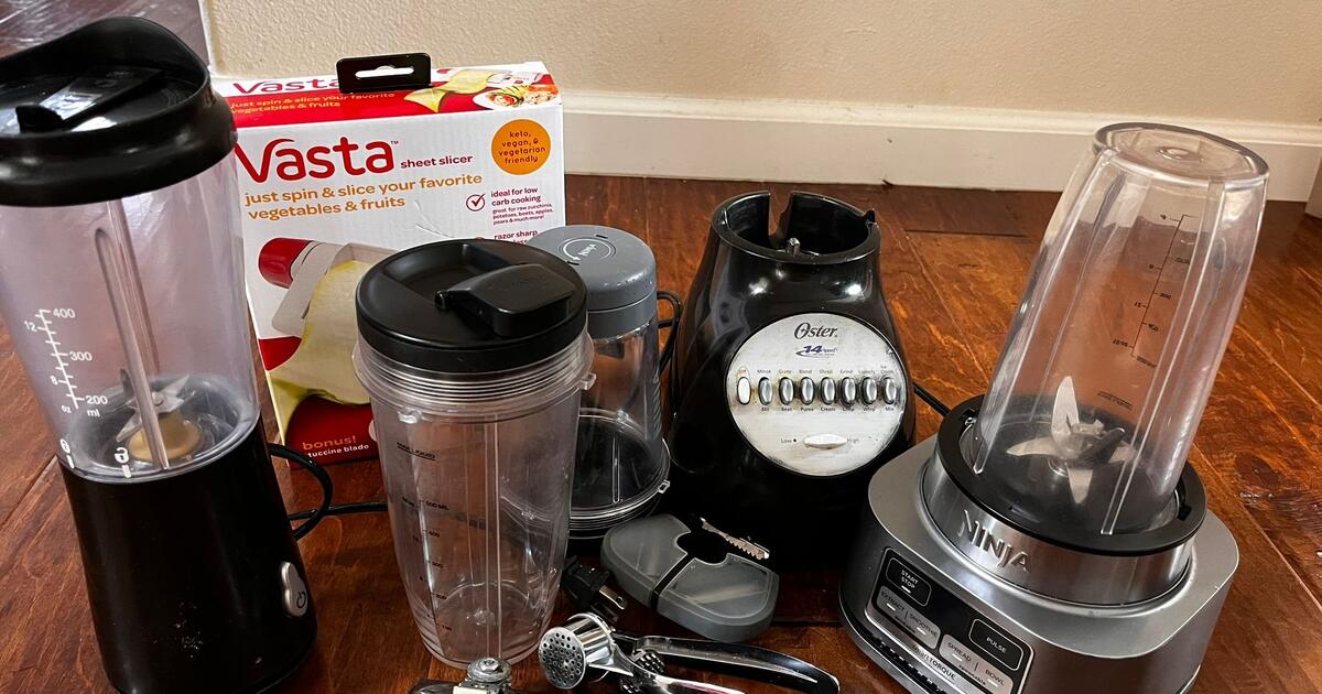 Sold Free Blenders ( Oster Hamilton Beach , Ninja ) & Kitchen Itemz for Free in San Ramon, CA