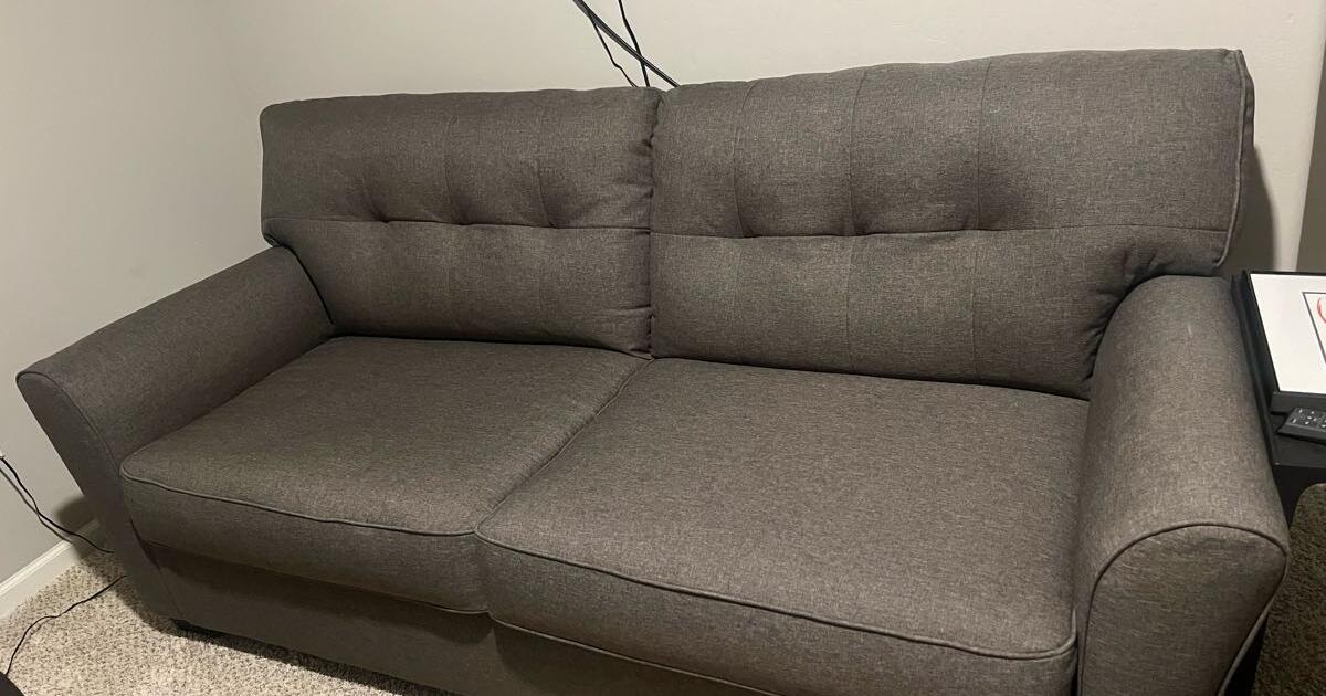 Hide a Bed couch 200 in Marana, AZ For Sale & Free — Nextdoor