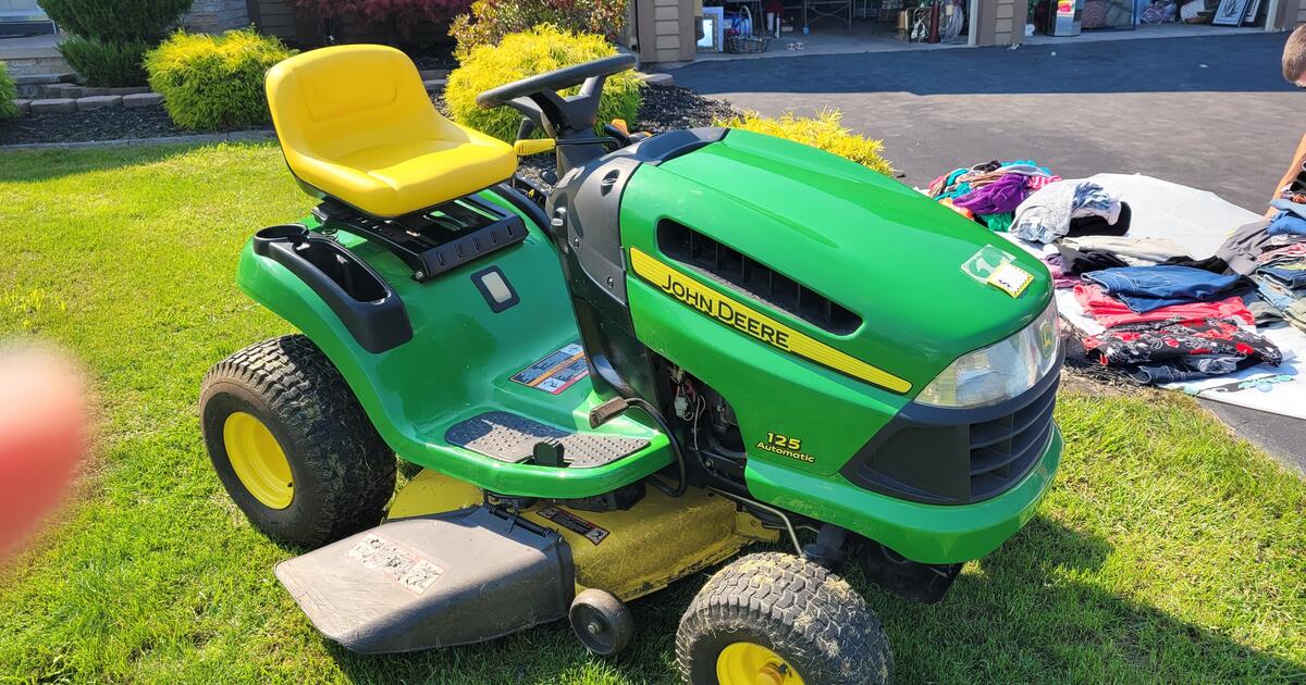 John Deere riding lawn mower for 700 in Rochester, NY Finds — Nextdoor