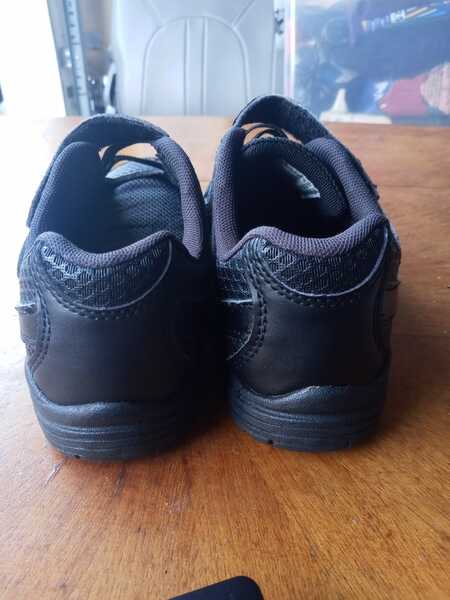 Smartfit sizzle deals track shoes