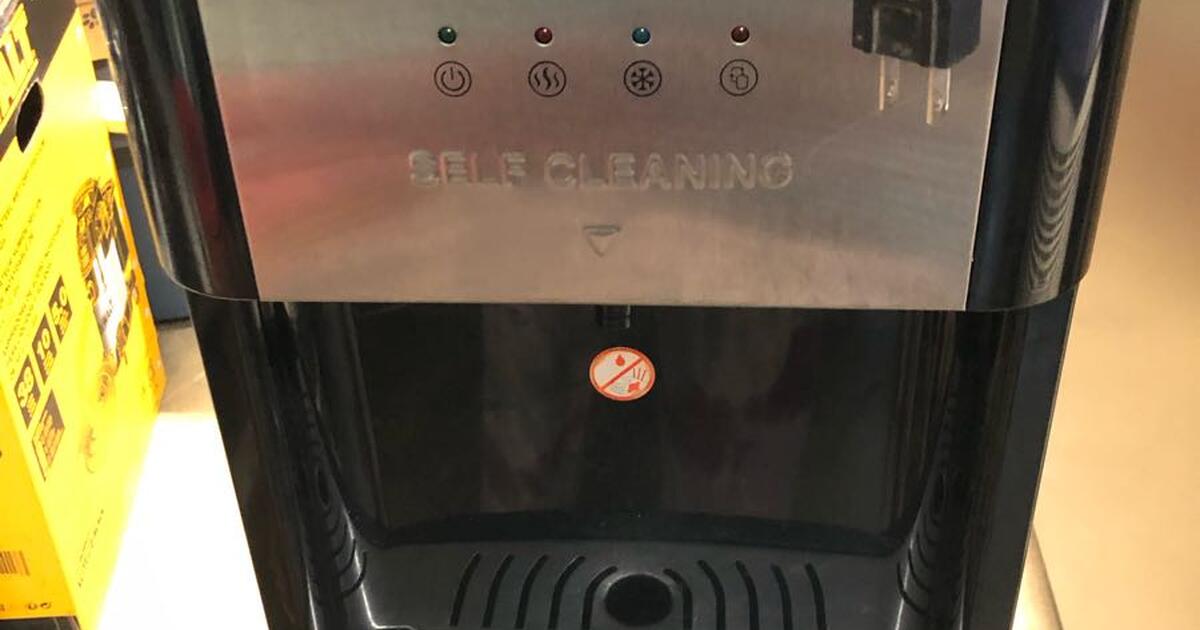 Hamilton beach self cleaning working water dispenser in very good