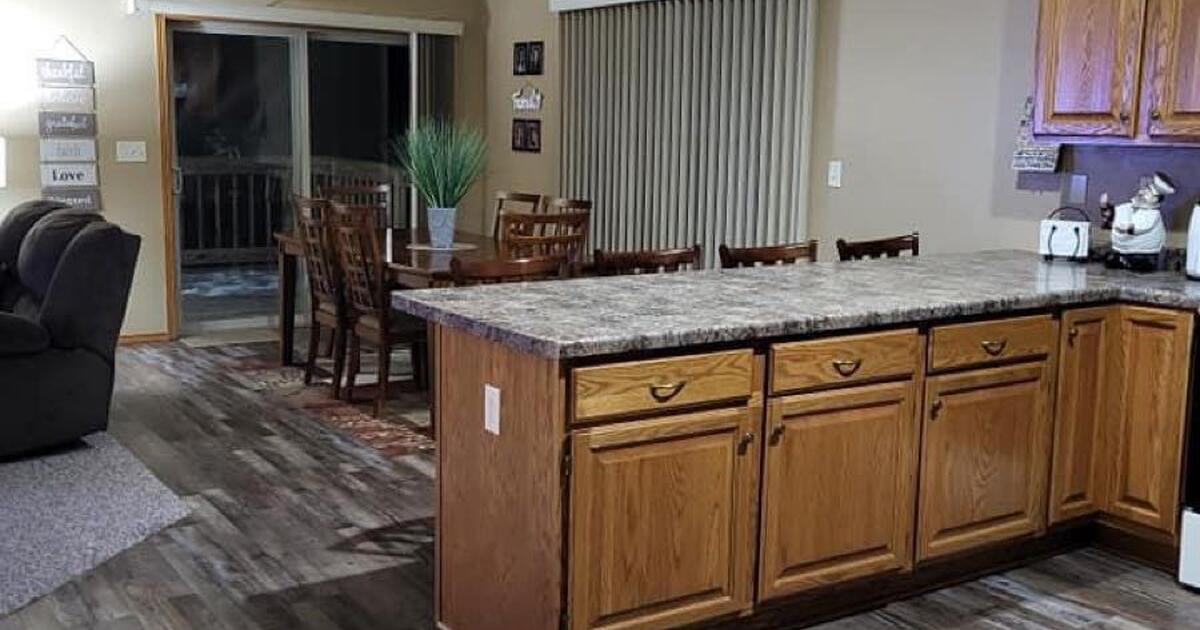 50 off rent in the month of February! 4 bed, 2 bath duplex Suamico