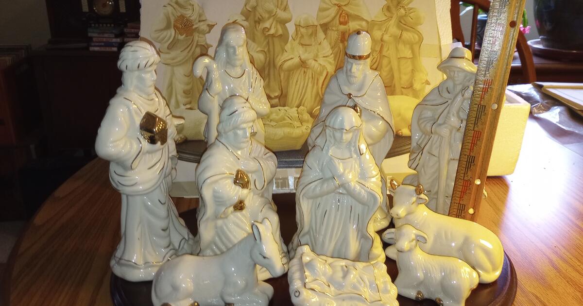 Christmas Ceramic Nativity Set for Free in Pittsburgh, PA For Sale